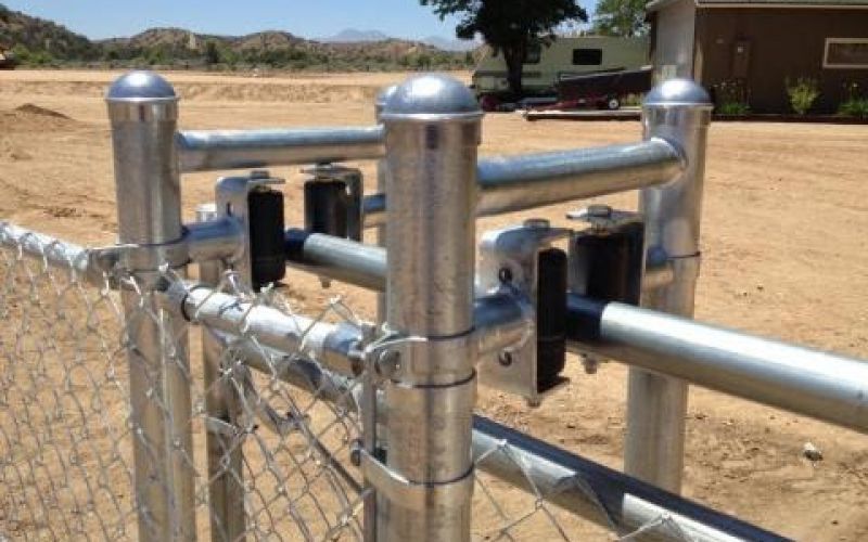 Detail of mechanical parts of pinch roller gate. 